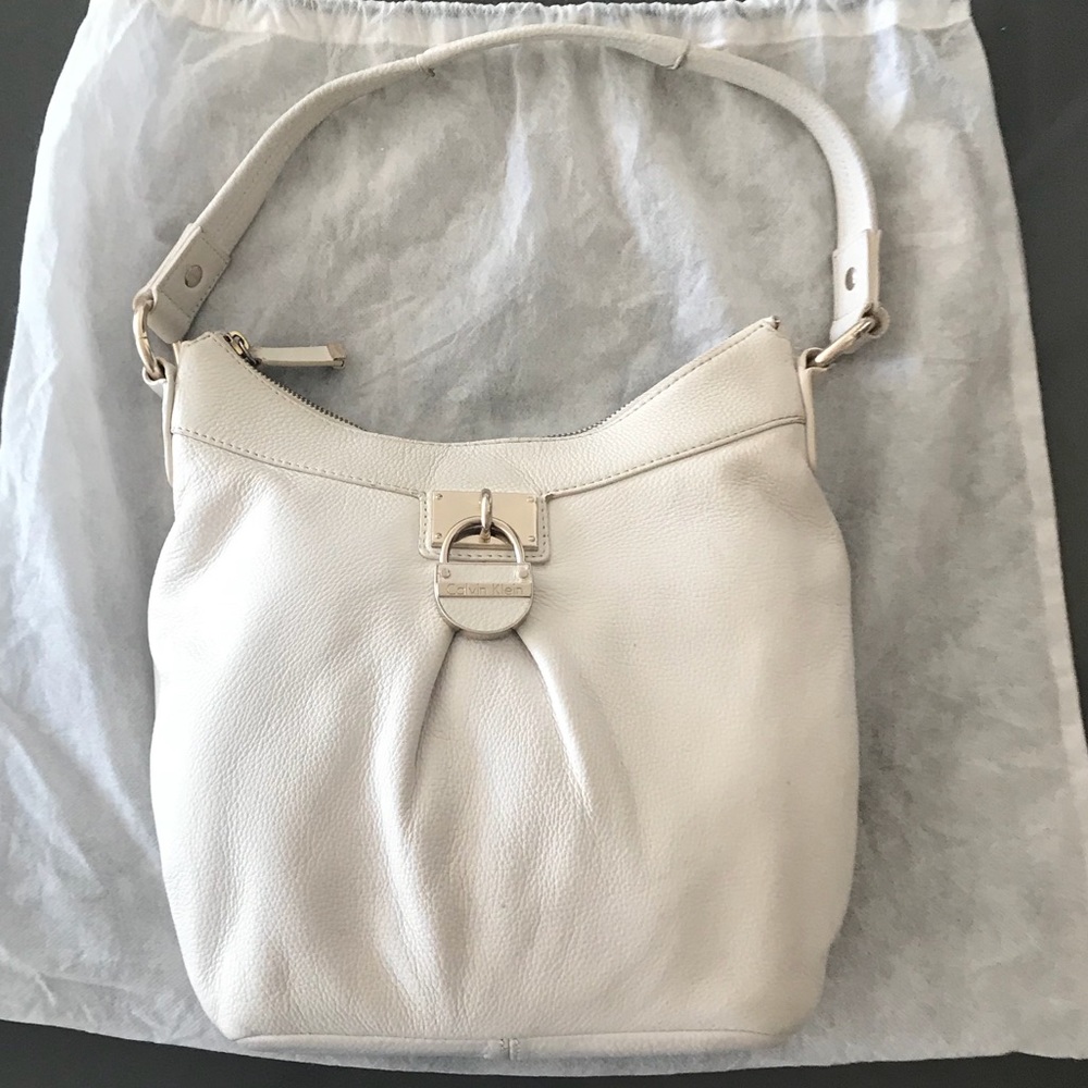 Calvin Klein White Leather Shoulder Bag